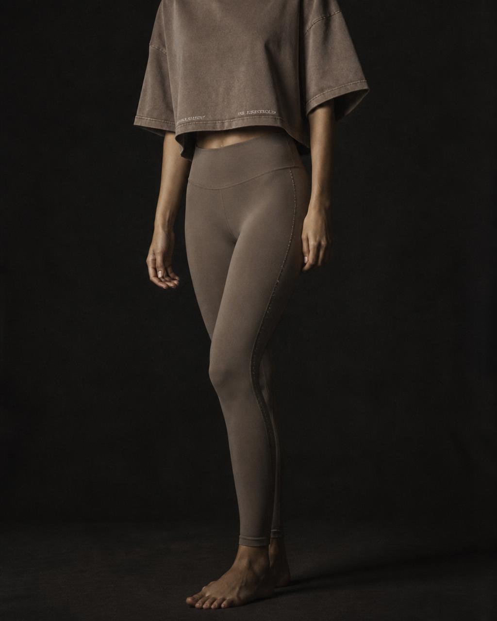 THE EVERYDAY ICON — WOMEN'S — Weathered Taupe Pigment Wash