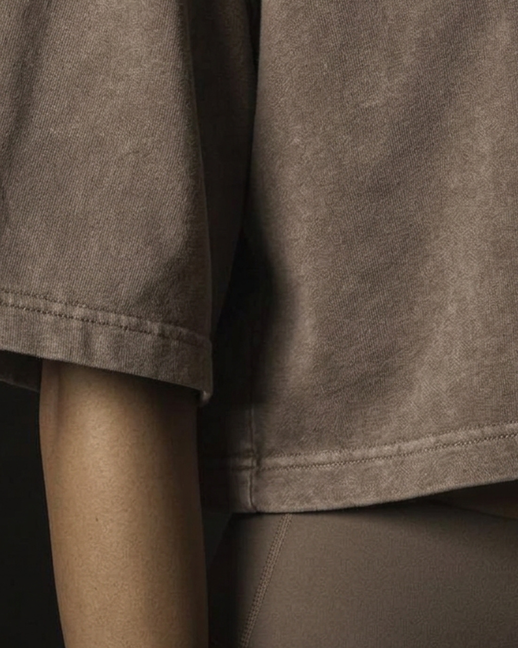 THE EVERYDAY ICON — WOMEN'S — Walk By Faith — hem typography